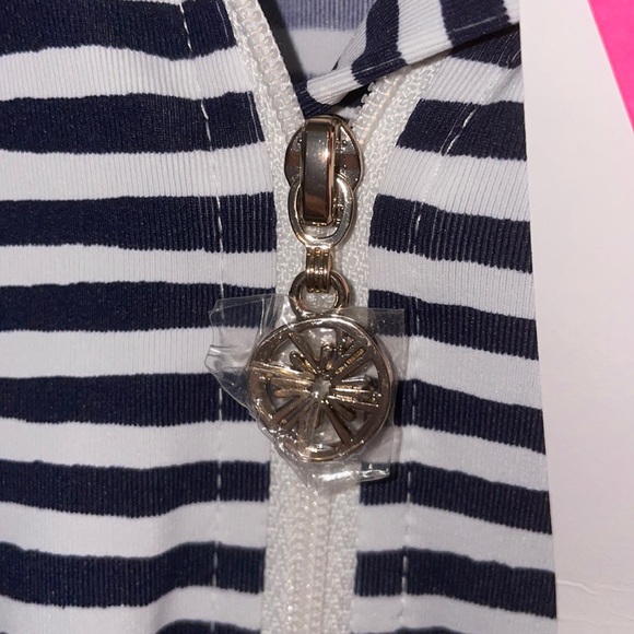 Lilly Pulitzer Justine Half-Zip UPF 50+ Stripe - Picture 8 of 8